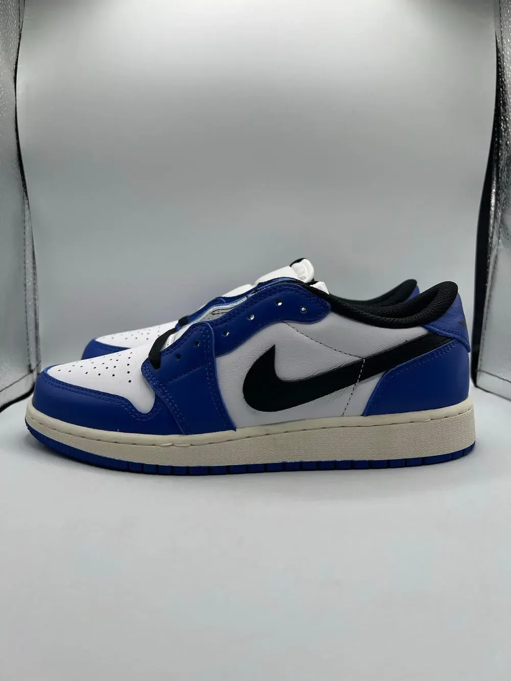 Air Jordan 1 Retro Low OG GS “Game Royal” size 6.5Y